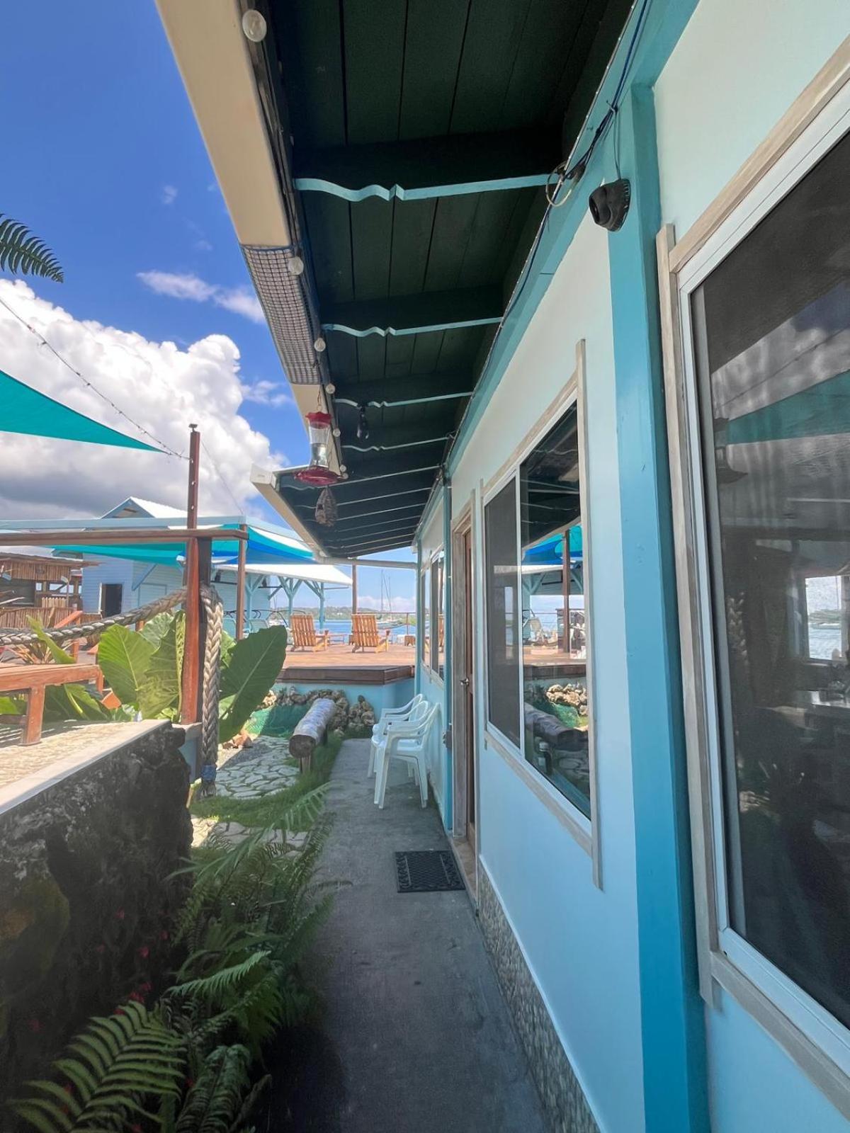 Pachamama Bay Club Hotel Bocas del Toro Exterior photo